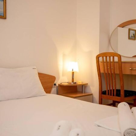 Convenient 1-Bedroom Flat Next To Harmanite Beach Sozopol Luaran gambar