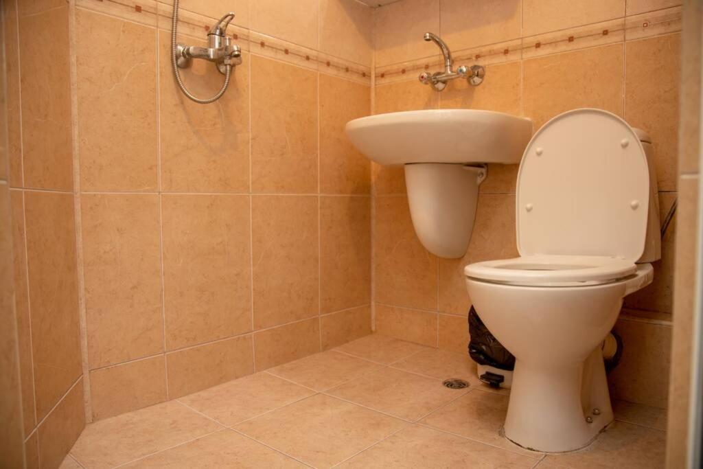 Convenient 1-Bedroom Flat Next To Harmanite Beach Sozopol Luaran gambar
